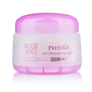 Овлажняващ крем за лице с българска роза и SPF 15 Rose & Pearl - Rosa Impex